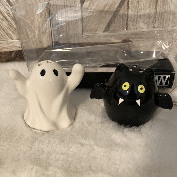 Halloween Ghost & Bat Shakers - Picture 1 of 6